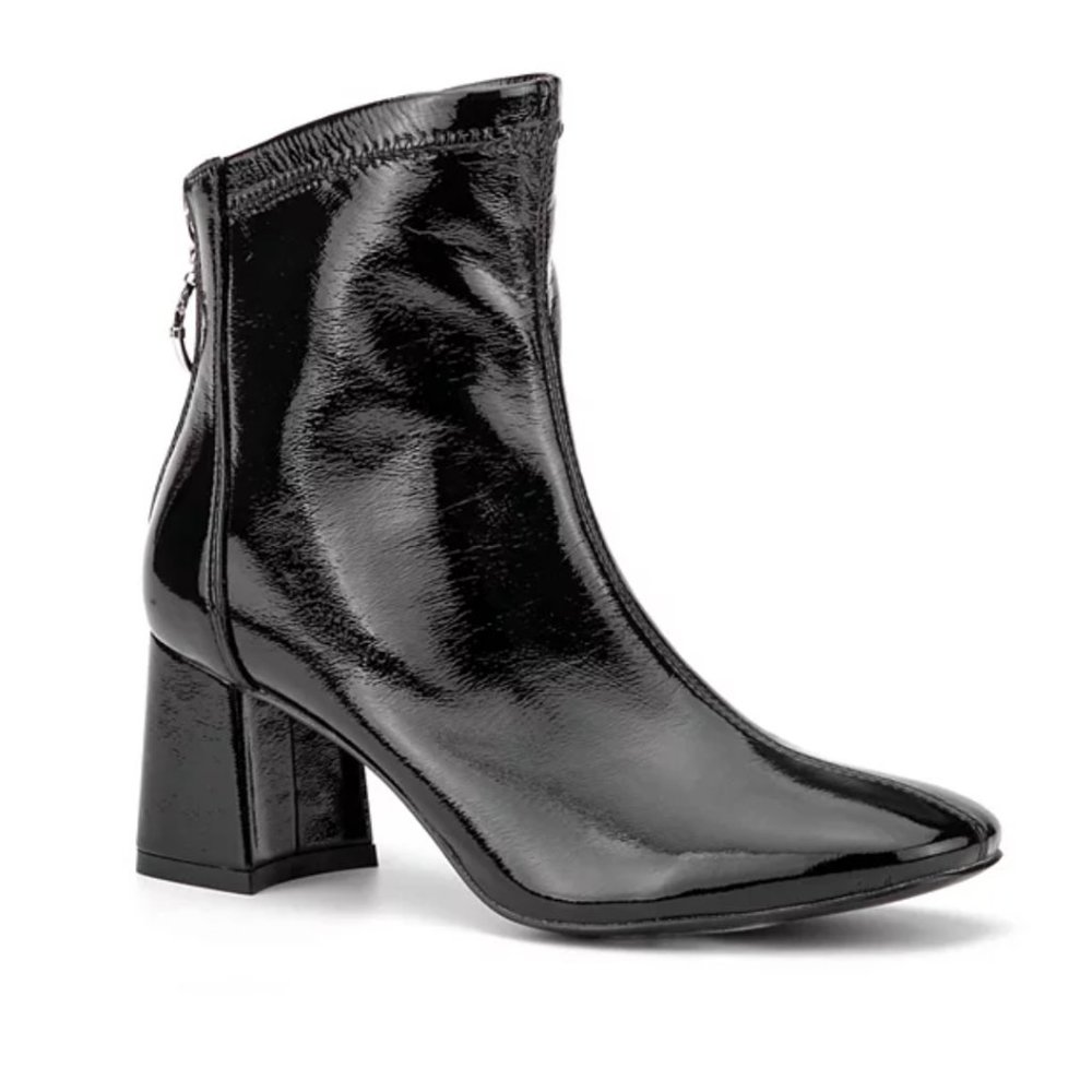 New in Box OLIVIA MILLER Dream Lover Bootie